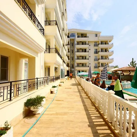 Aegean Park מלון
