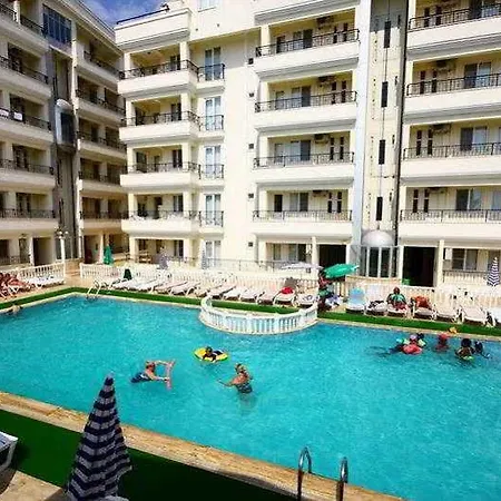 Aegean Park מלון 4*